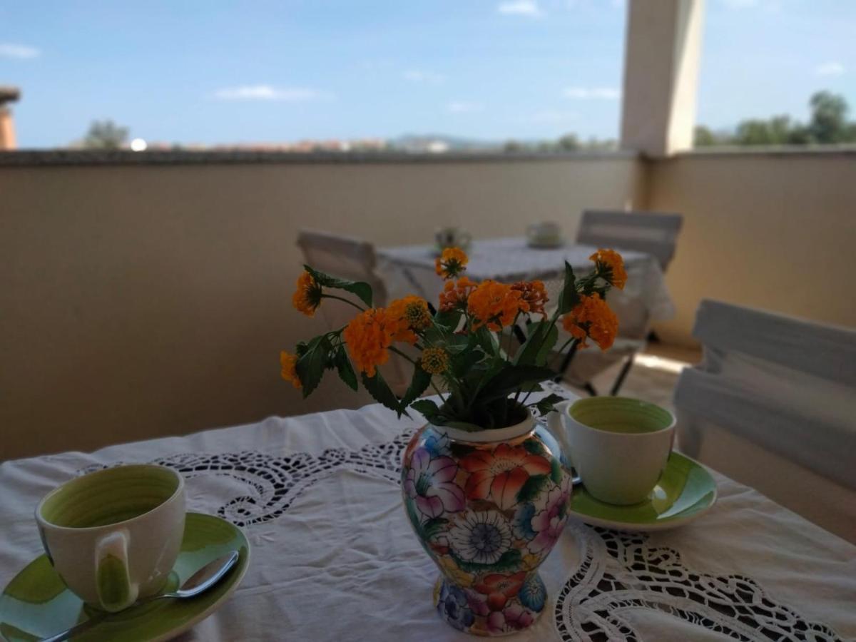 オルビア La Casa Dei Fenicotteri Bed & Breakfast エクステリア 写真