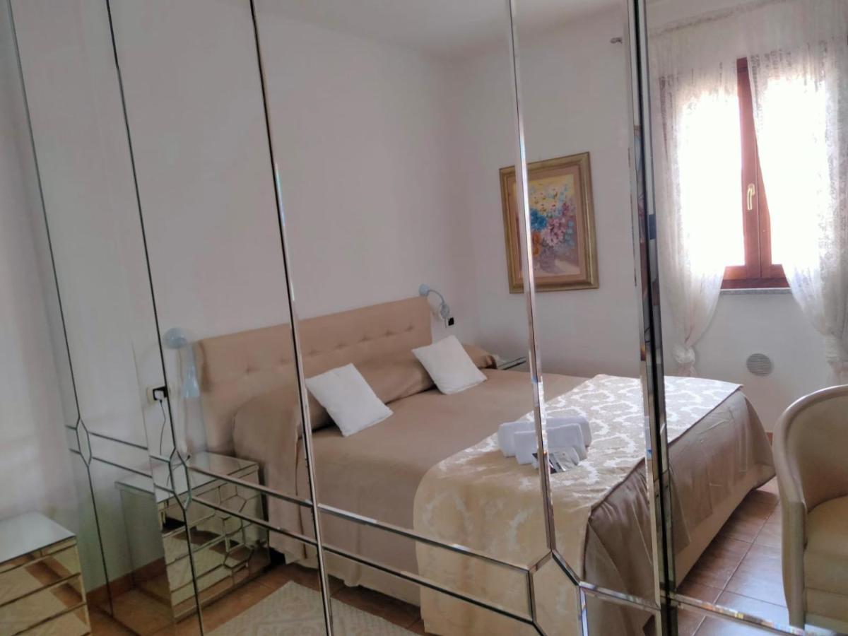 オルビア La Casa Dei Fenicotteri Bed & Breakfast エクステリア 写真